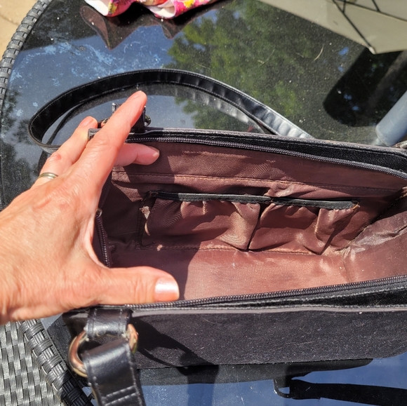 MICHE interchangable hand bag and 11 shells - Picture 9 of 11